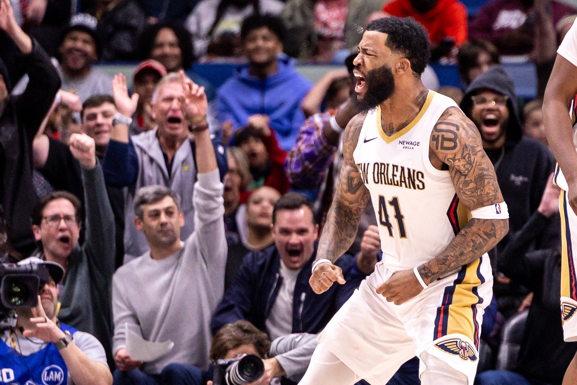 官方投注-今天强无敌!萨迪克·贝20中13&三分9中6 砍下36+4+4&全场零失误